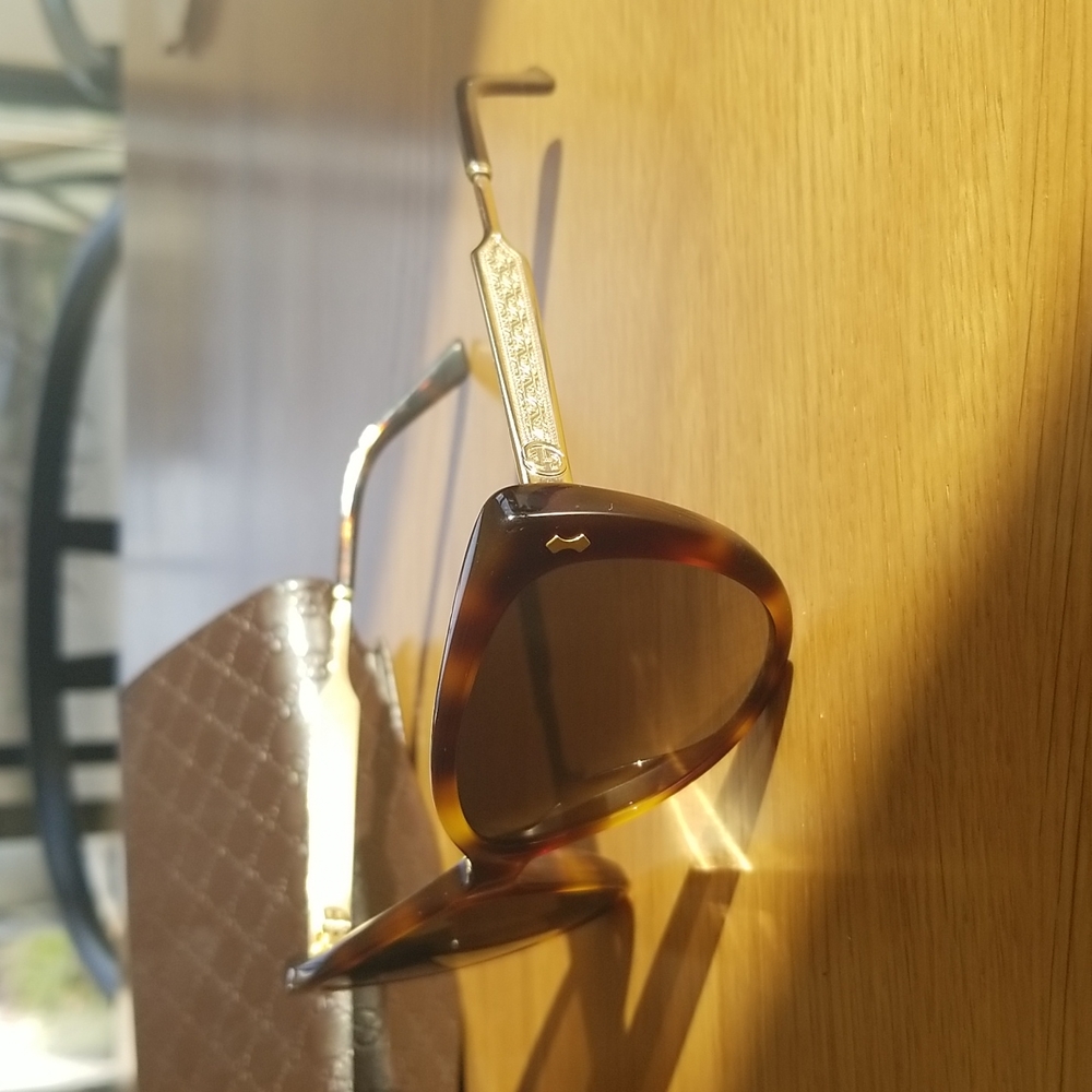 Gucci glasses